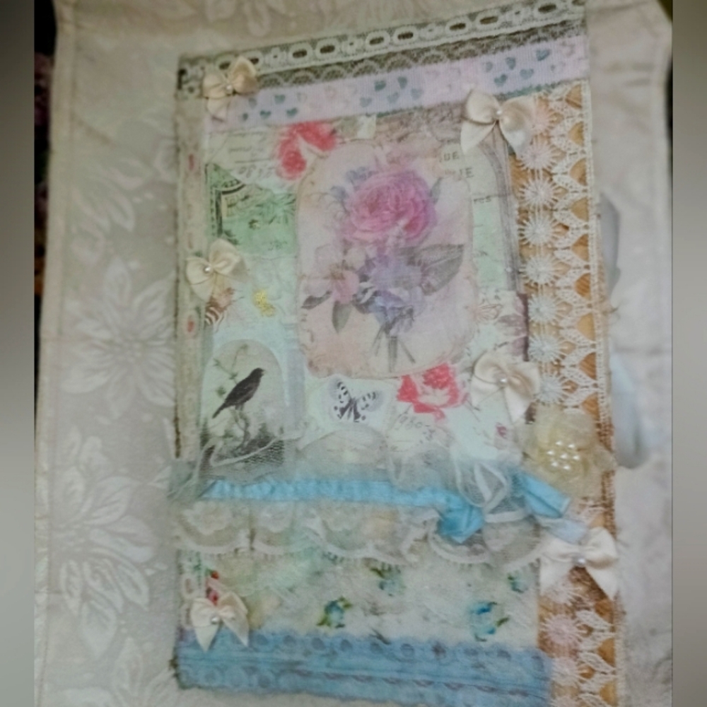 Vintage Lace Victorian feminine style junk journal